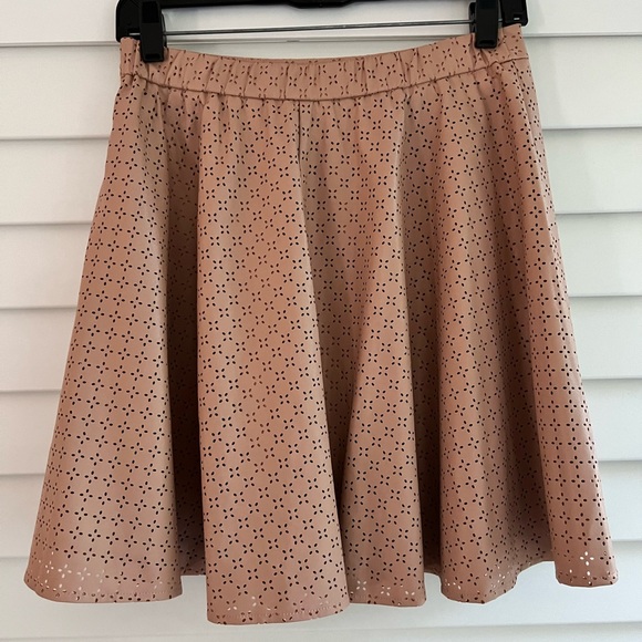 ANTHROPOLOGIE Sunday In Brooklyn Astral Swing Skirt, Vegan Leather Y2K - Picture 4 of 9